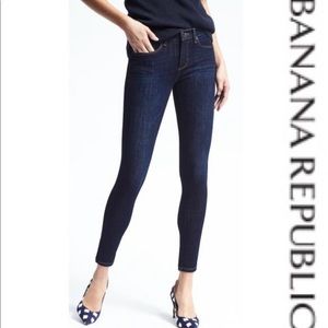 Banana Republic Hi 9” Waist Skinny Ankle Jeans 26